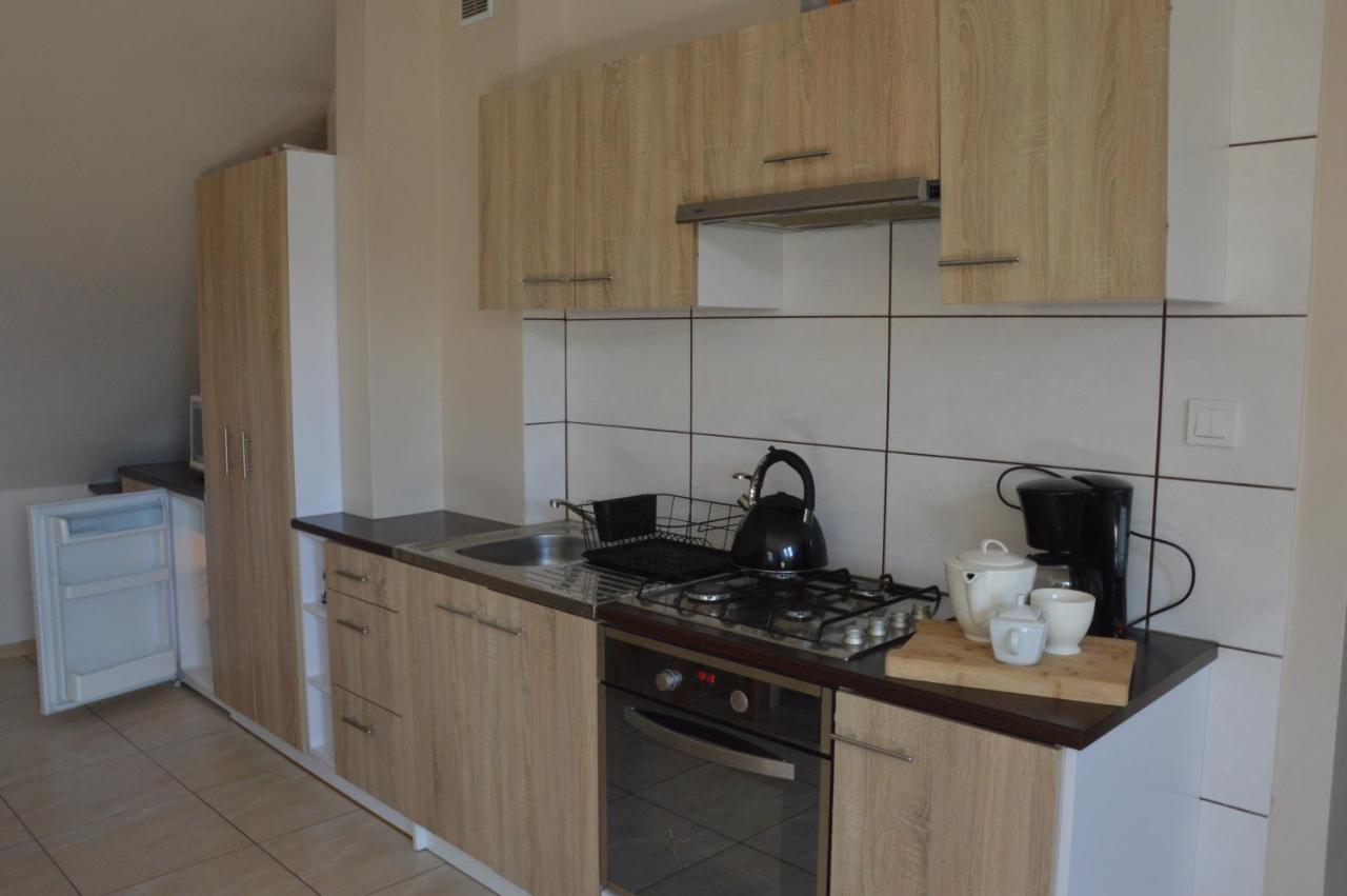 Rodzinny Apartament Folker Wegierska Gorka Bagian luar foto