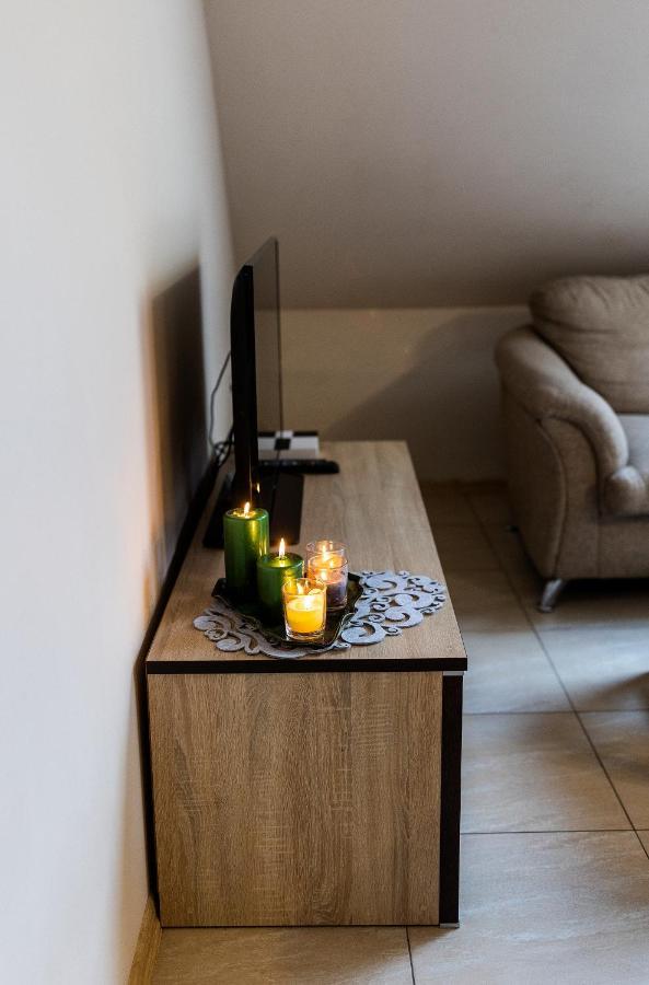 Rodzinny Apartament Folker Wegierska Gorka Bagian luar foto